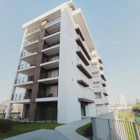 Gohost - Modern And Bright Apartments With Terrace And Balcony Milan Exterior photo