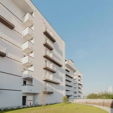 Gohost - Modern And Bright Apartments With Terrace And Balcony Milan Exterior photo