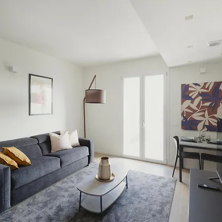 Gohost - Modern And Bright Apartments With Terrace And Balcony Milan Exterior photo