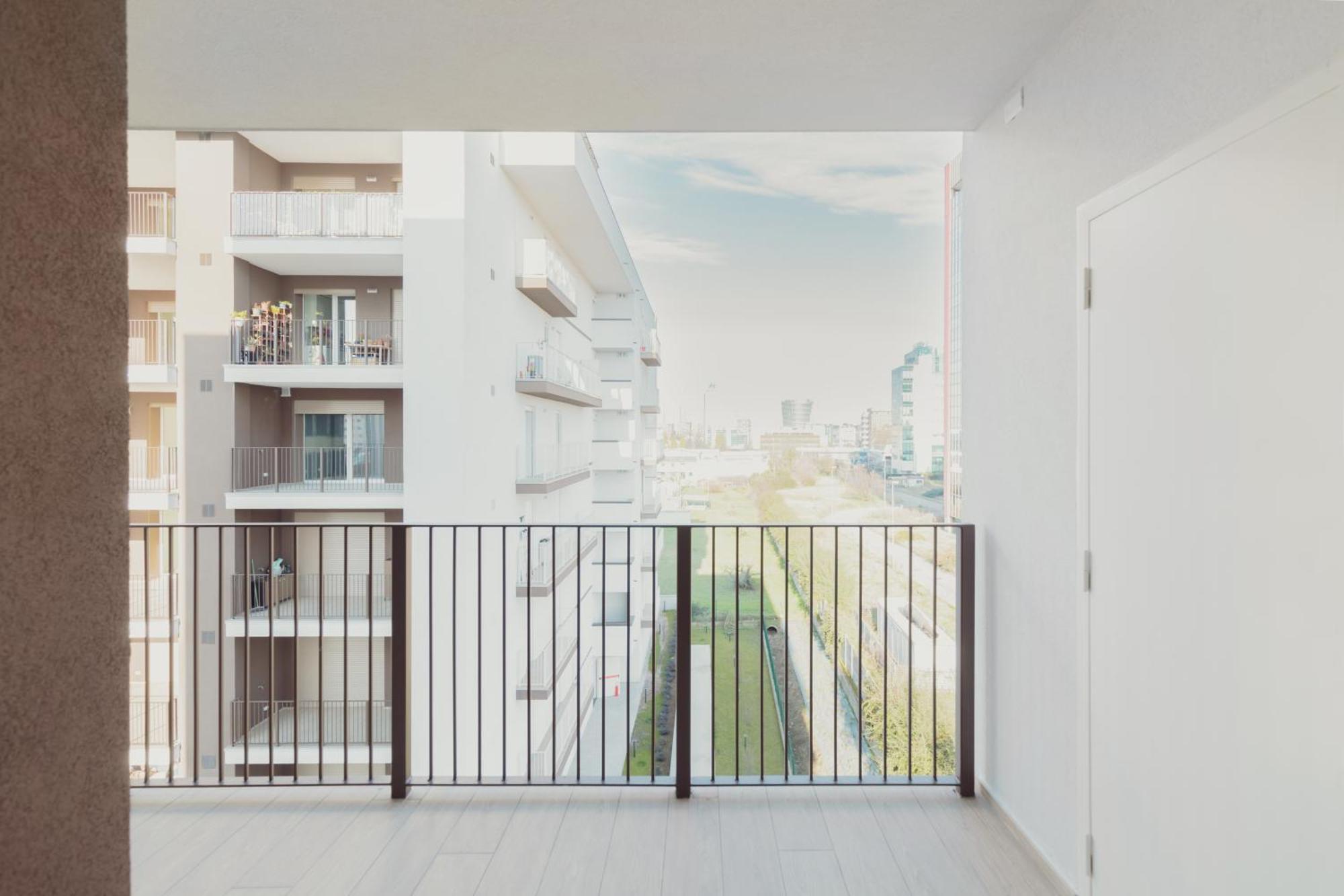 Gohost - Modern And Bright With Terrace And Balcony Appartement *